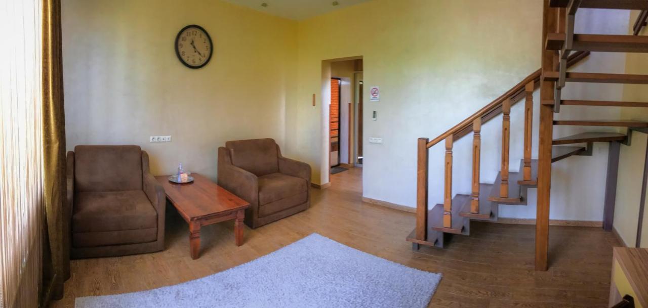 Pivdenna Brama Khmelʼnytsʼkyy Extérieur photo